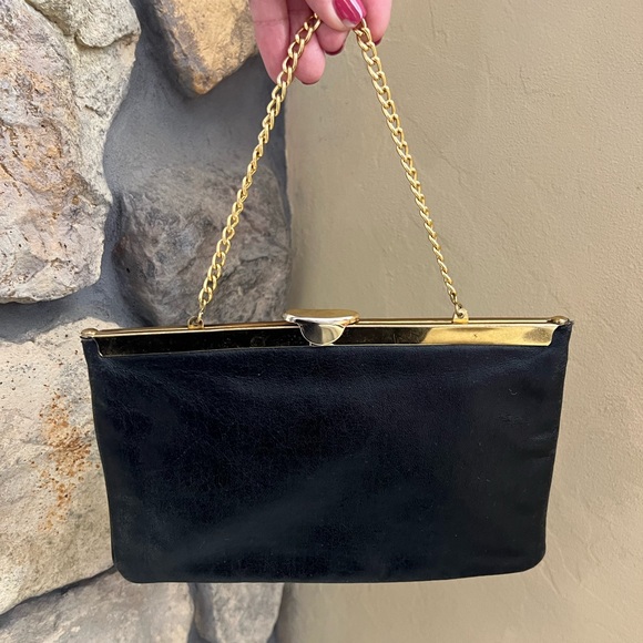 Harry Levine 1960’s Vintage Leather handbag with gold chain strap - Picture 3 of 13